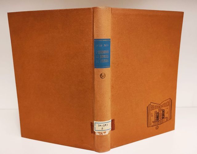 L'educazione, la scienza, la cultura, pubblicato sotto l'alto patronato dell'Osservatore permanente della Santa Sede presso l'Unesco ; prefazione di S. E. mons. G. B. Montini