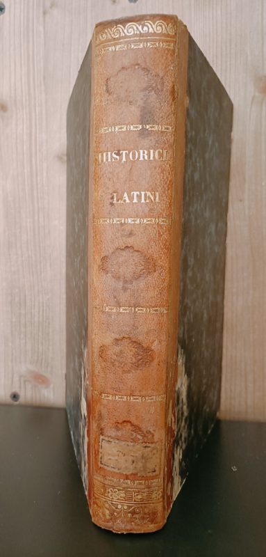Caii Svetonii Tranquilli Opera omnia. Unito insieme a: Historiae augustae scriptores, Venetiis, Antonelli, 1861