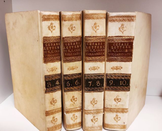 Lettere di M. T. Cicerone volgarizzate da Antonio Cesari e disposte secondo l'ordine de tempi col testo latino riveduto e comentato da Francesco Bentivoglio . Volumi 3 - 10