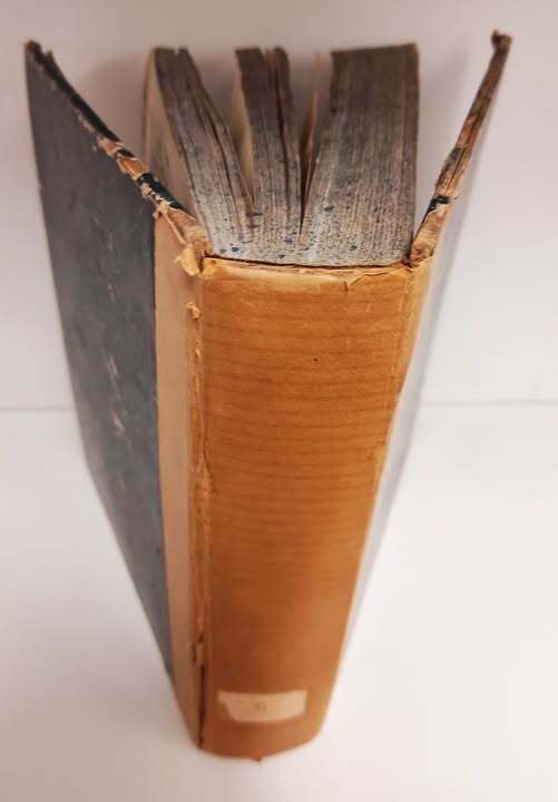 Quinti Horatii Flacci Opera interpretatione et notis illustravit Ludovicus Desprez.. christianissimi regis, in usum serenissimi delphini ac serenissorum principum Bugundi??, Andium, Biturigu. Volume 1 e 2