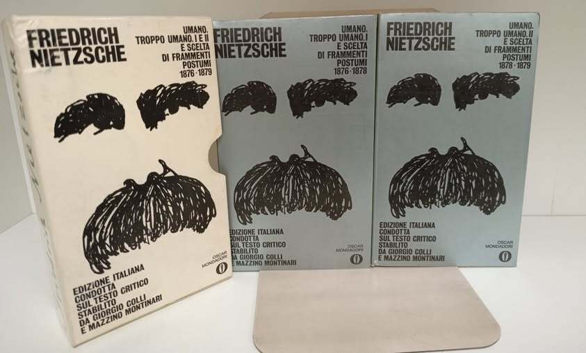 Umano, troppo umano : con una cronologia della vita dell'autore e dei suoi tempi e note introduttive. 2 volumi. 1: Umano, troppo umano ; Scelta di frammenti postumi : 1876-1878 , 2: Umano, troppo umano ; Scelta di frammenti postumi : 1878-1879