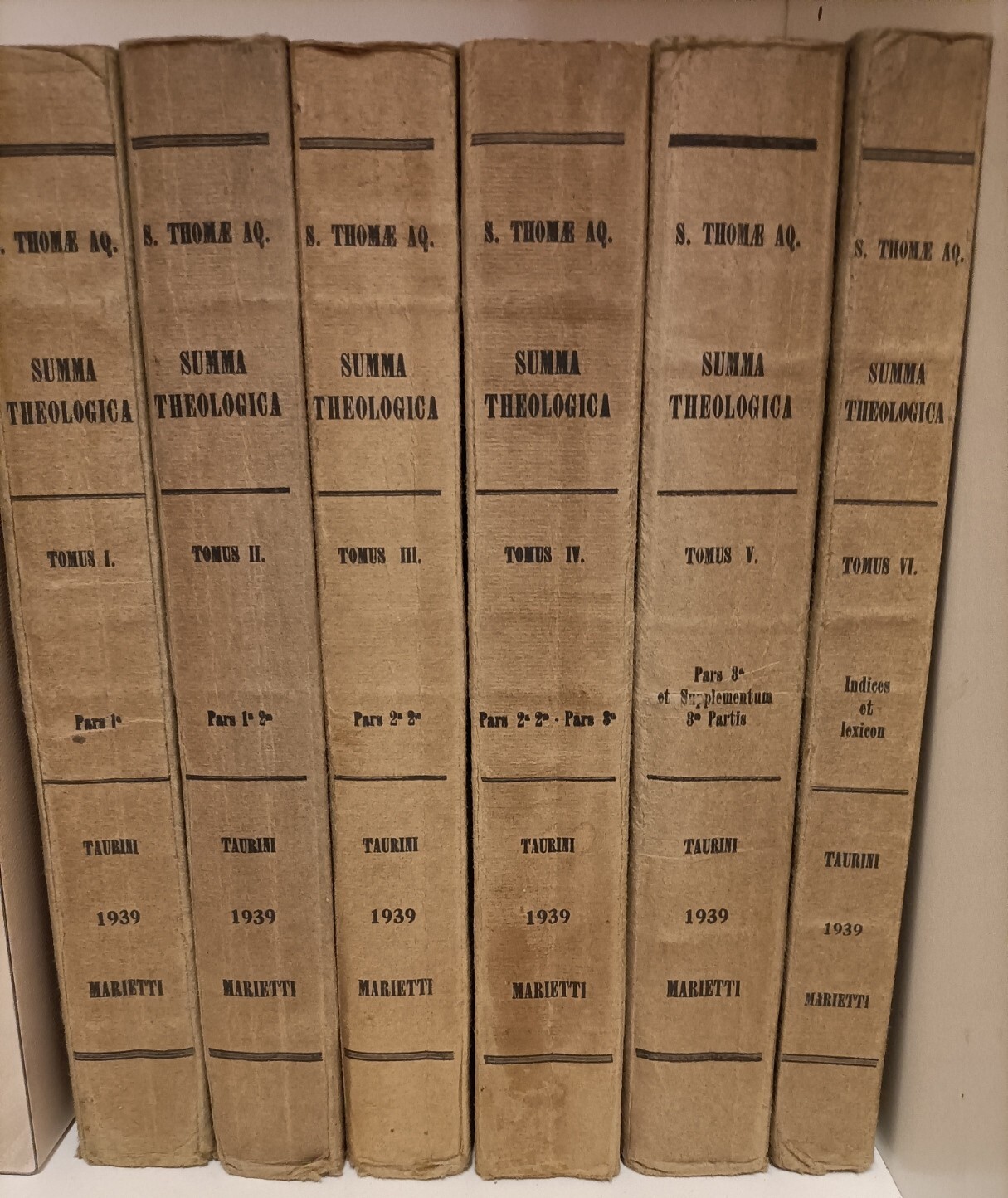 Summa theologica. Editio XXII diligenter emendata de De Rubeis, Billuart et Aliorum notis selectis ornata. Tomus I-VI (Indices et Lexicon)