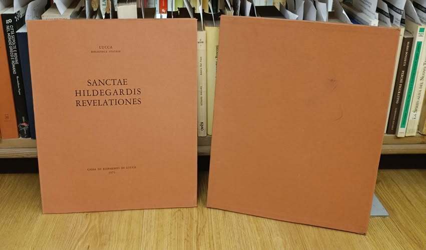 Sanctae Hildegardis revelationes : manoscritto 1942. Edizione fuori commercio. In custodia