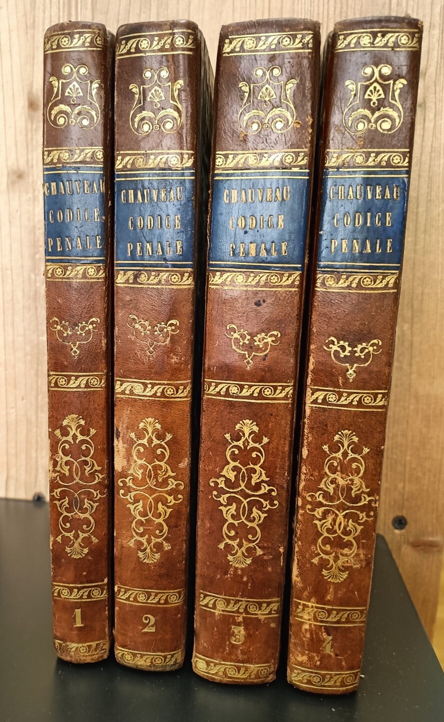 Teorica del codice penale.  Prima versione italiana riscontrata con le leggi del Regno delle Due Sicilie ed arricchita della patria giurisprudenza [da] Demetrio Strigari. Volumi 1-4